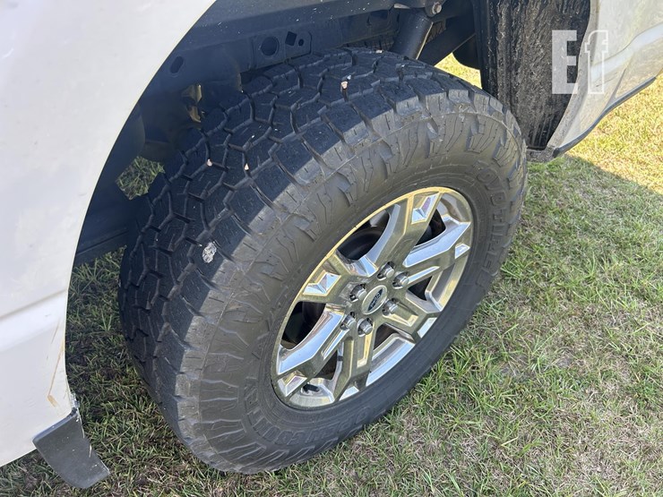 2021-ford-f150-image-12
