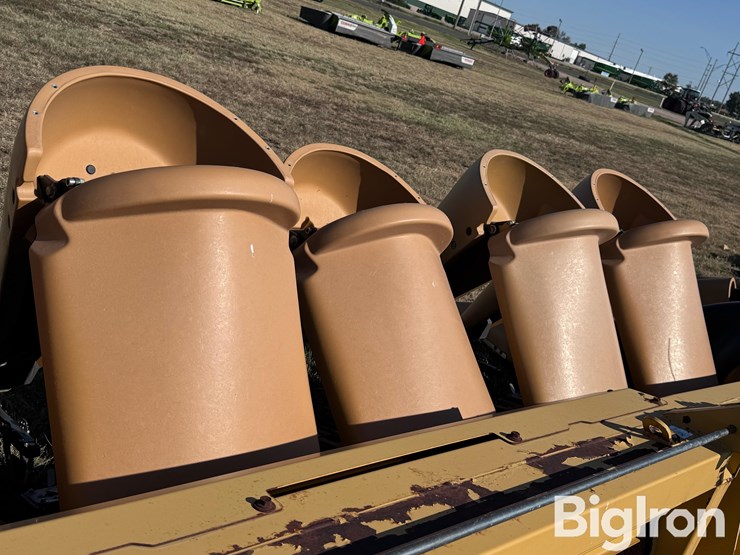 2011-claas-8-30-image-17