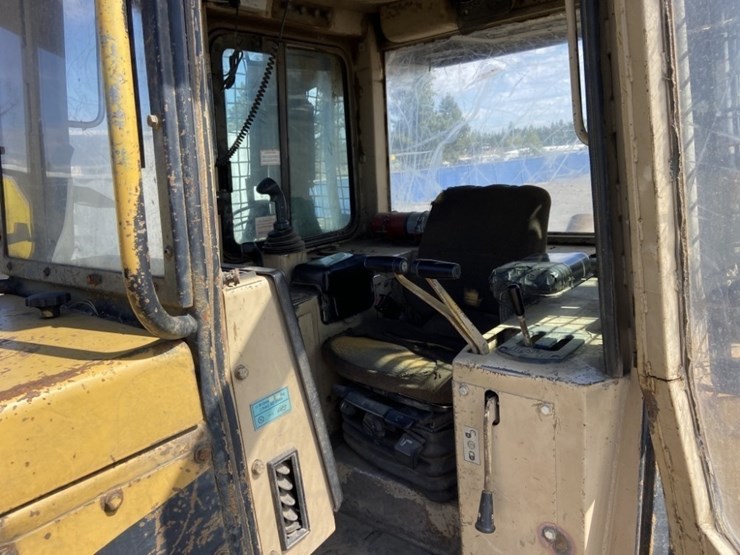 1999-caterpillar-527-image-32