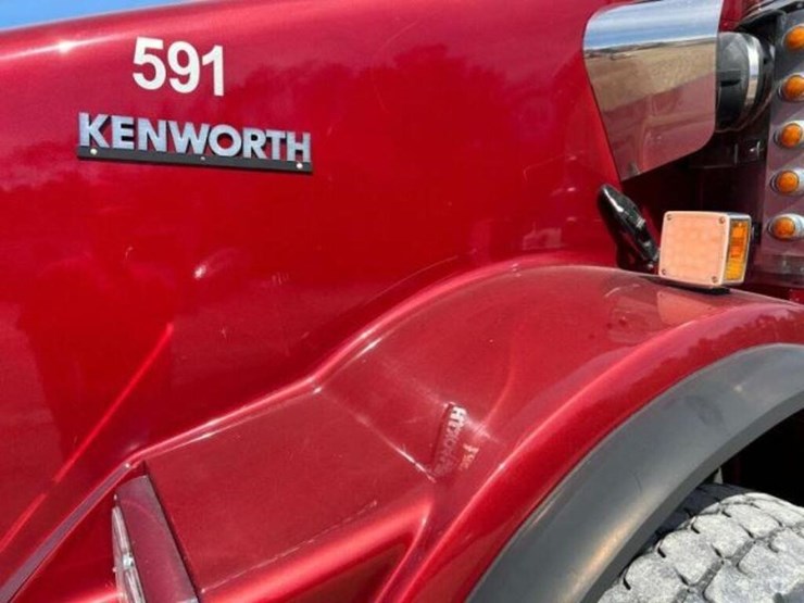 2022-kenworth-t800-image-68