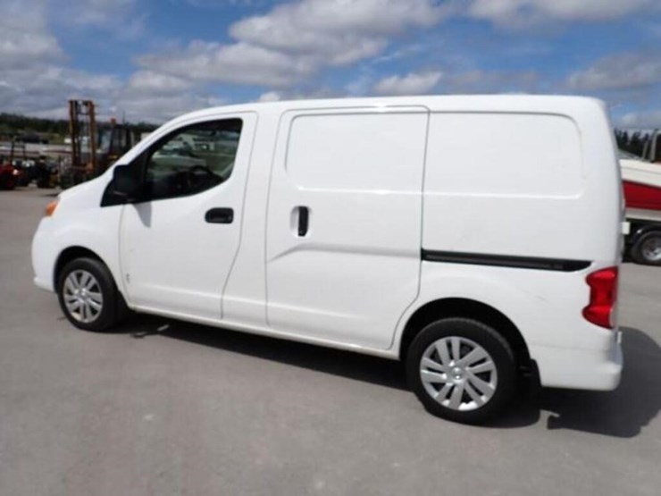 2019-nissan-nv200-image-7