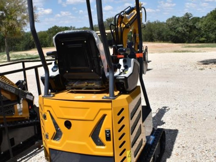 mx-12rx-mini-excavator-(serial-#-mx12rx2025j001040)-(k)-image-4