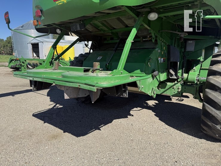2006-john-deere-9760-sts-image-18