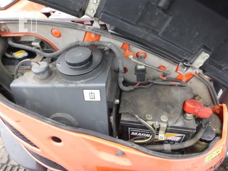 2016-kubota-u25-image-47