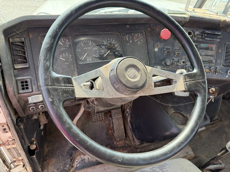 1997-cummins-m11-image-87