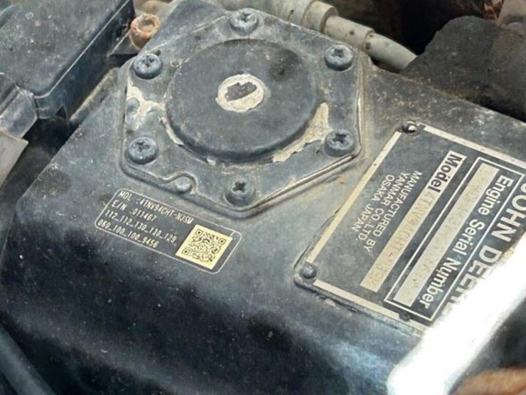 deere-331g-image-32