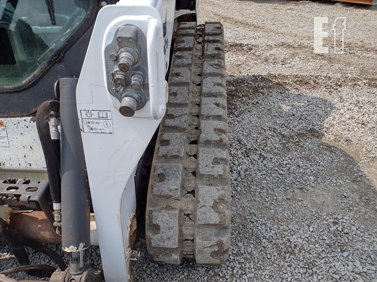 2014-bobcat-t590-image-28