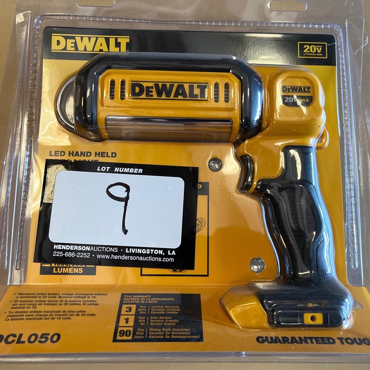 #8 • DEWALT 20N HANDHELD LED LIGHT