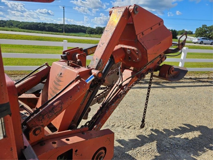 ditch-witch-5110-image-36