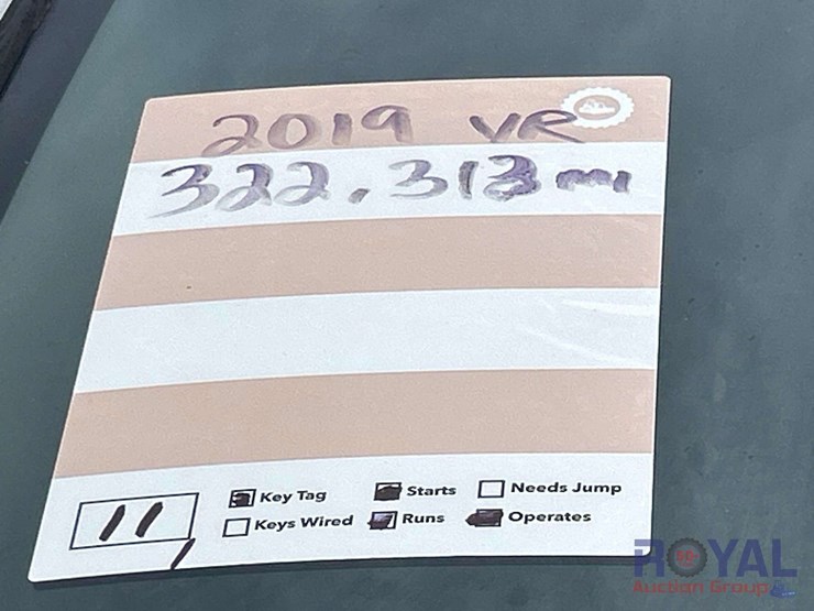 2019-chevrolet-express-2500-image-35