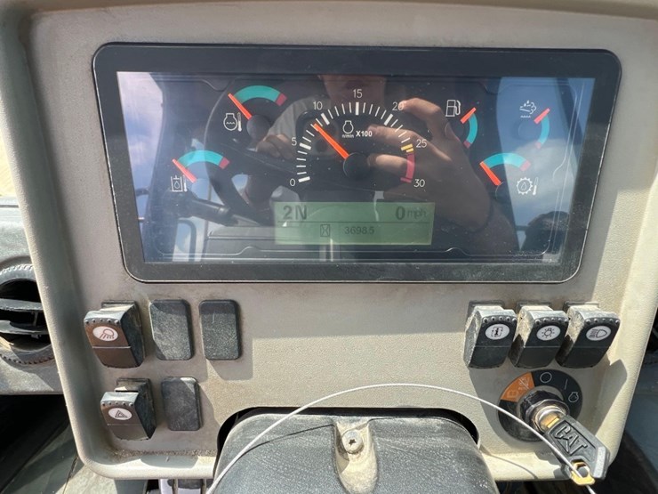 2018-caterpillar-950gc-image-36