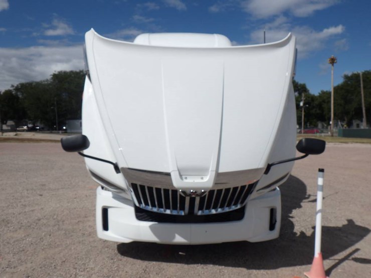 2024-western-star-57x-image-13