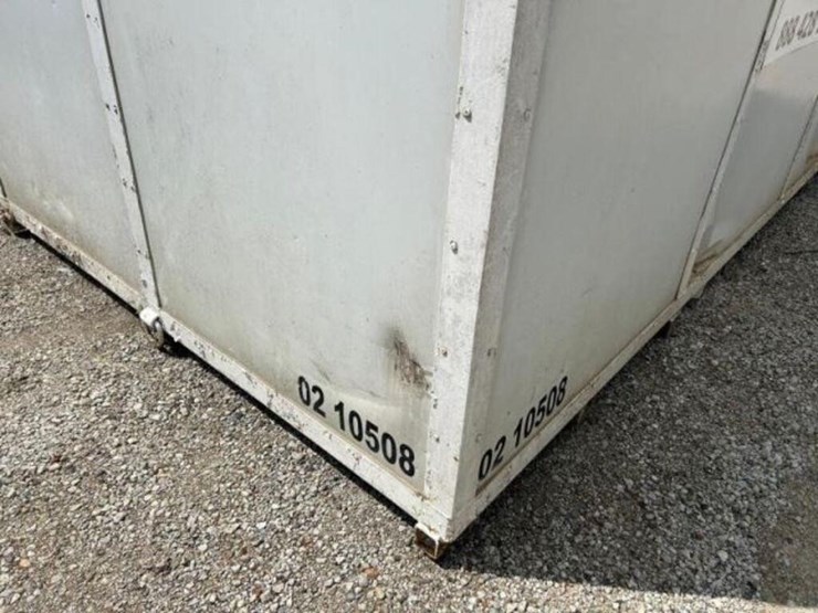 7-ft-6-in.-x-16-ft-storage-container-image-15