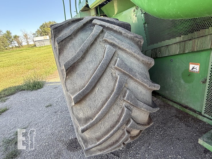 2006-john-deere-9760-sts-image-30