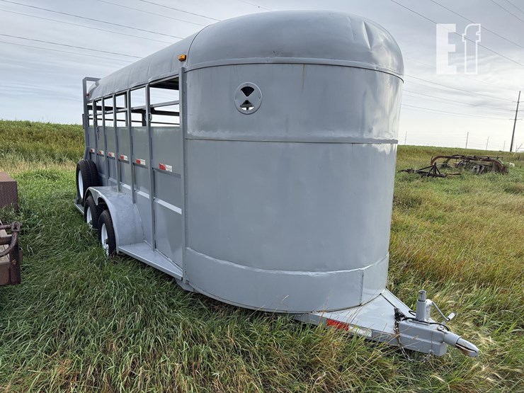 16ft-bumper-pull-stock-trailer-image-3