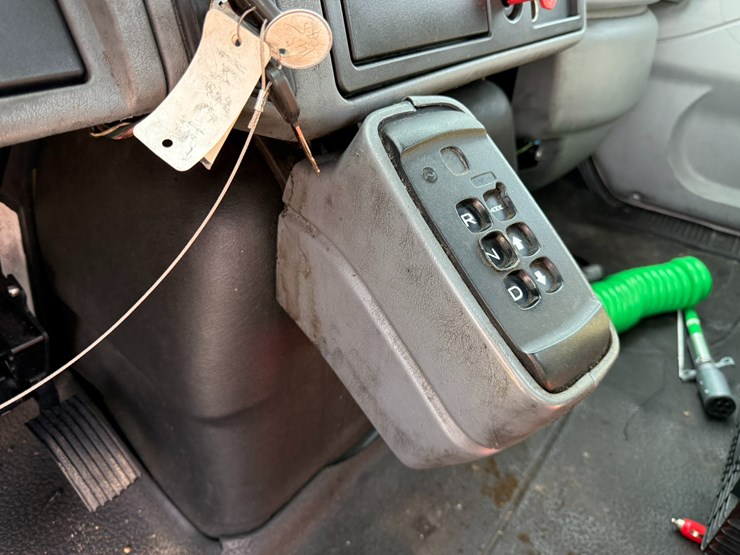 2006-international-durastar-4400-image-83