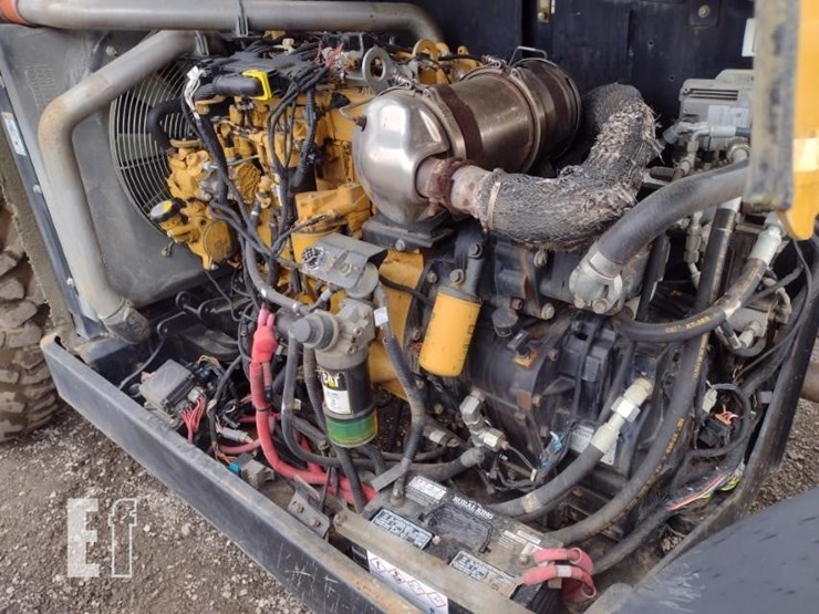 2013-caterpillar-tl642c-image-27