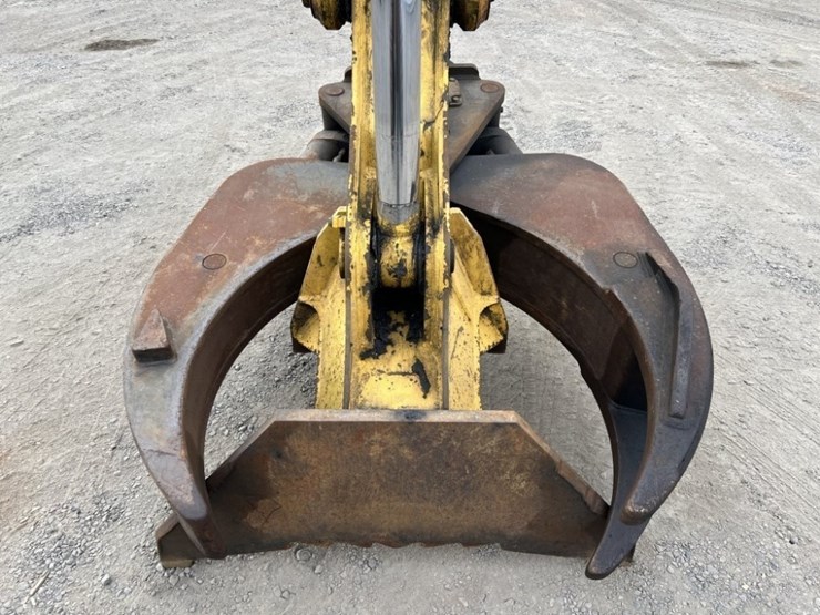 komatsu-pc240ll-image-10