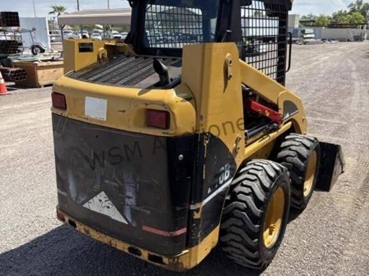 caterpillar-216b-image-7