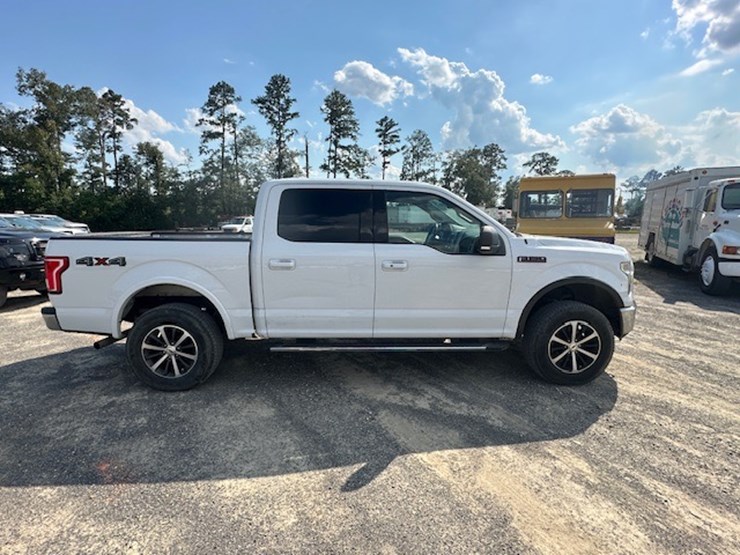 2017-ford-f150-lariat-image-7