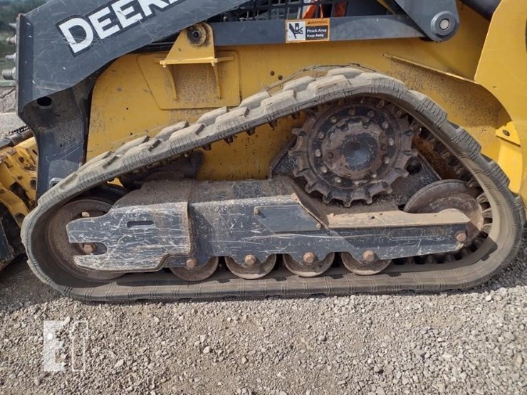 2022-deere-317g-image-19