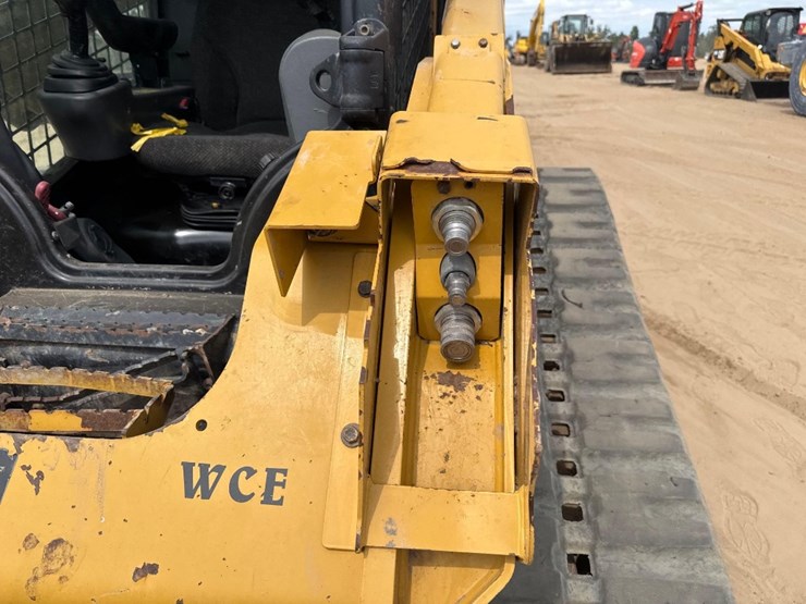 2017-caterpillar-279d-image-20