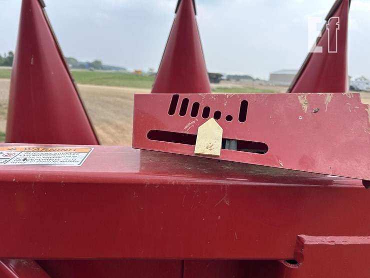 2008-case-ih-2412-image-12