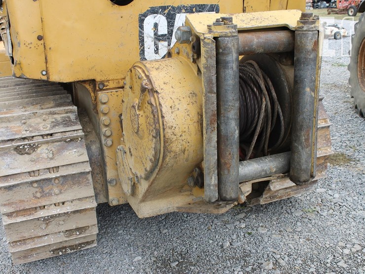 2011-caterpillar-d4k-xl-image-11