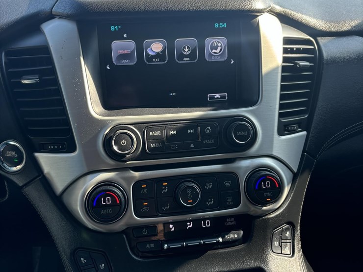 2019-gmc-yukon-slt-image-12