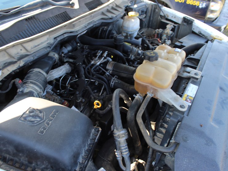 2018-dodge-1500-image-12