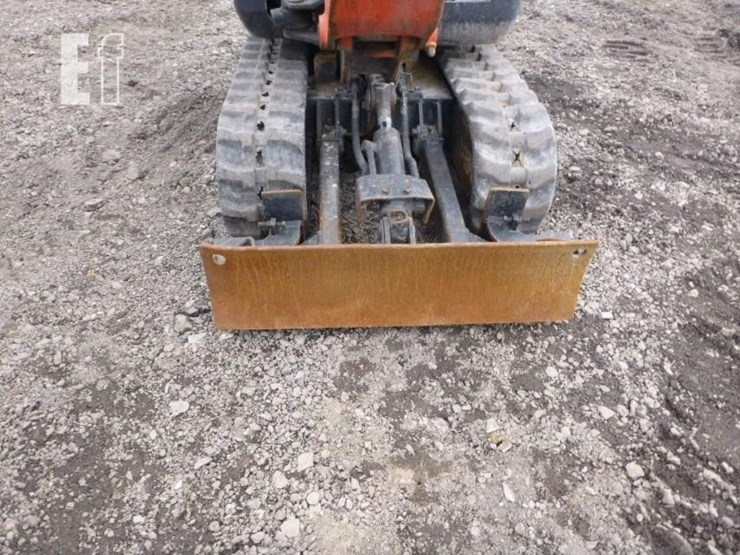 2018-kubota-k008-3-image-15