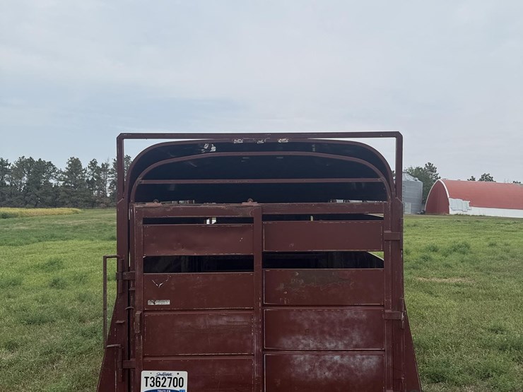 stock-trailer-image-6