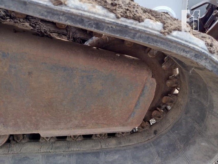 2007-bobcat-t300-image-33