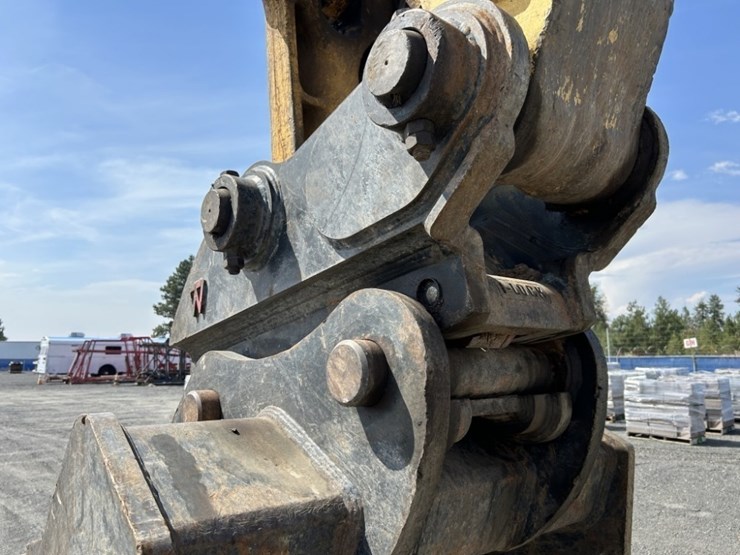 2018-komatsu-pc490-lc-11-image-10