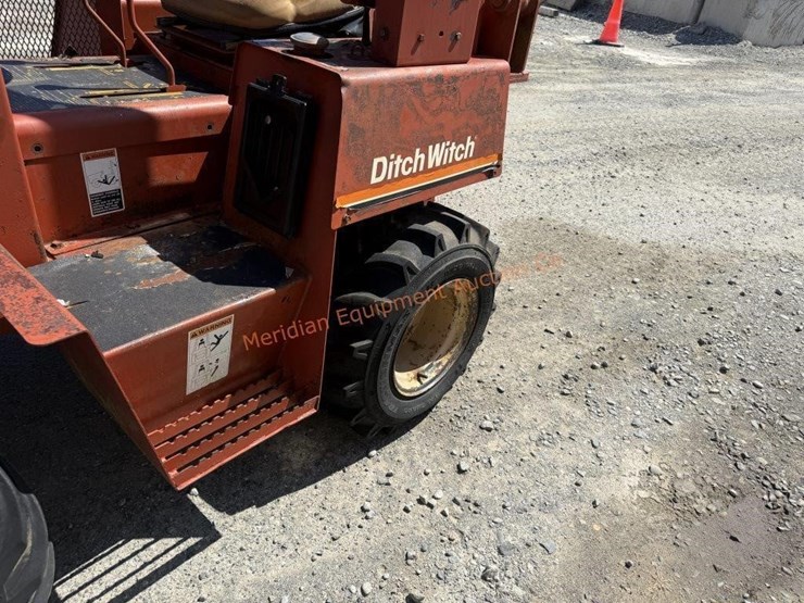 ditch-witch-3500-image-15