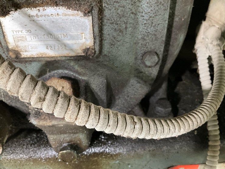 #138-•-ingersol-rand-air-compressor-image-13