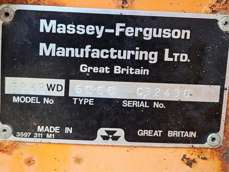 massey-ferguson-383-image-47