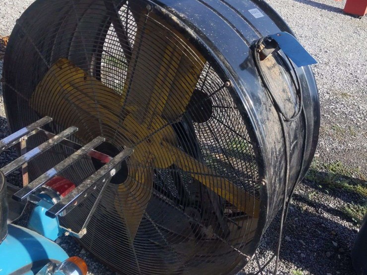 autumaire-44"-industrial-shop-fan-image-4