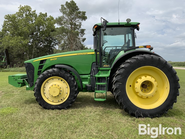 2007-john-deere-8430-image-8