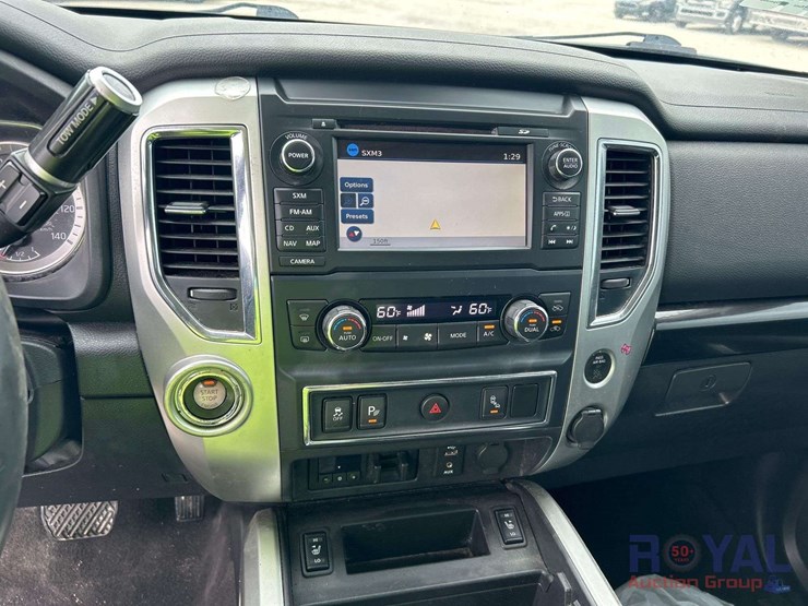 2017-nissan-titan-image-15