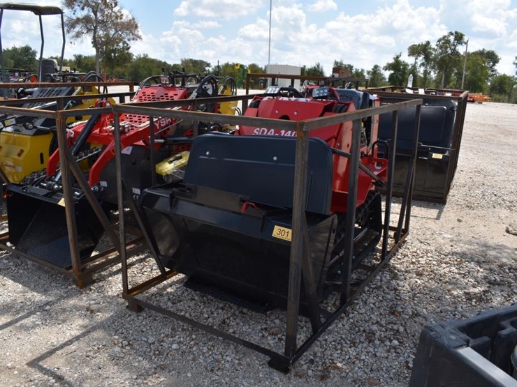 agt-sda-140t-mini-skid-steer-(serial-#-sda140t25l0630248)-(k)-image-1