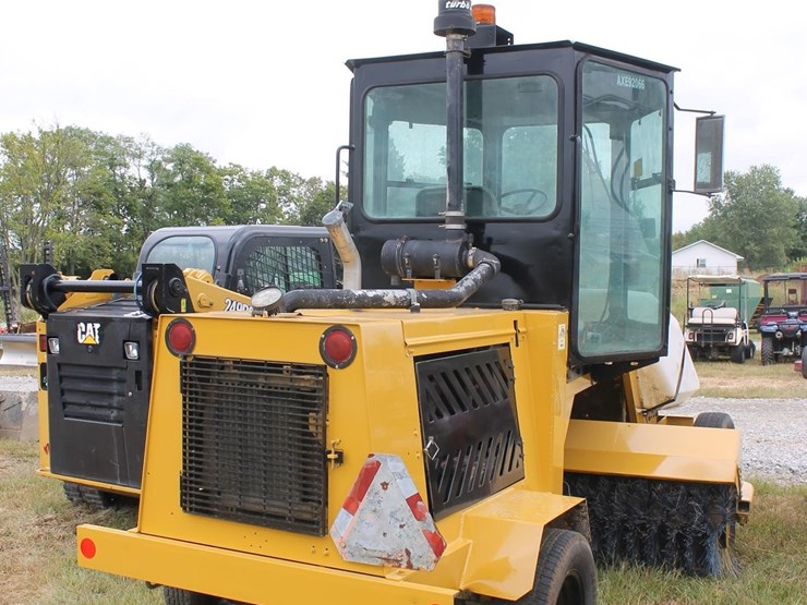 self-propelled-sweeper-3543-image-6