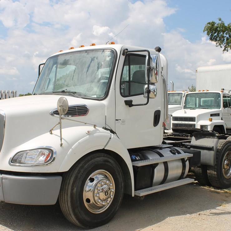 2014 FREIGHTLINER