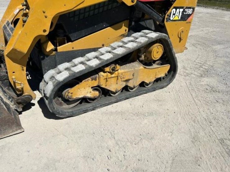 2014-caterpillar-259d2-multi-terrain-loader-cat025-image-34