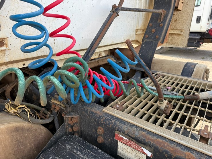 1997-cummins-m11-image-27