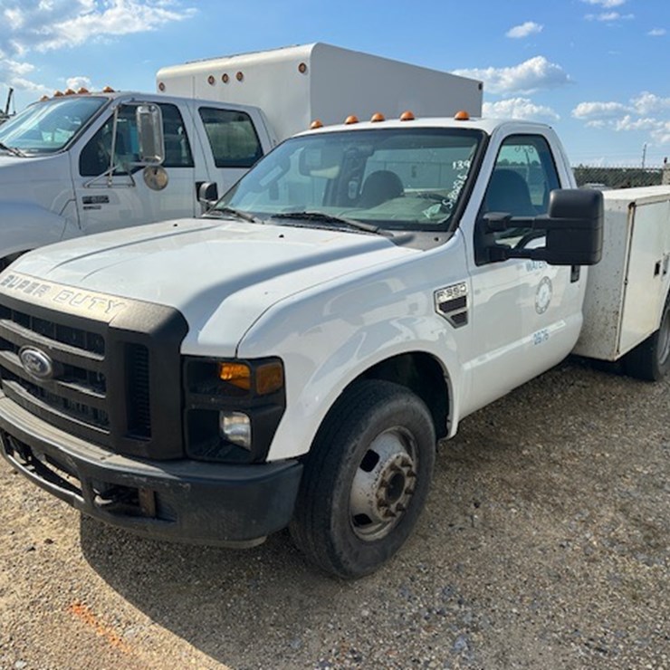 2008 FORD F350 XL