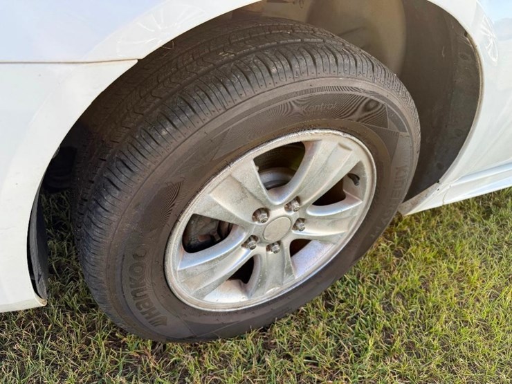 2012-chevrolet-impala-**salvage-title,-actual-image-24