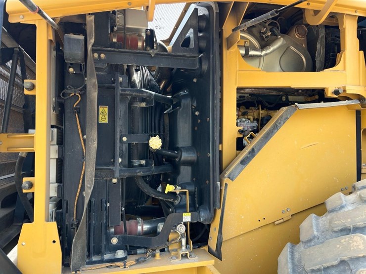2018-caterpillar-950gc-image-28