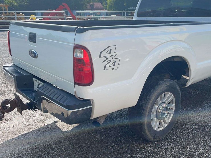 2013-ford-f350-image-9