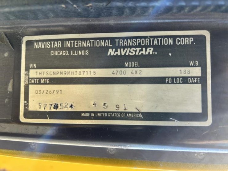 1991-international-4700-image-10